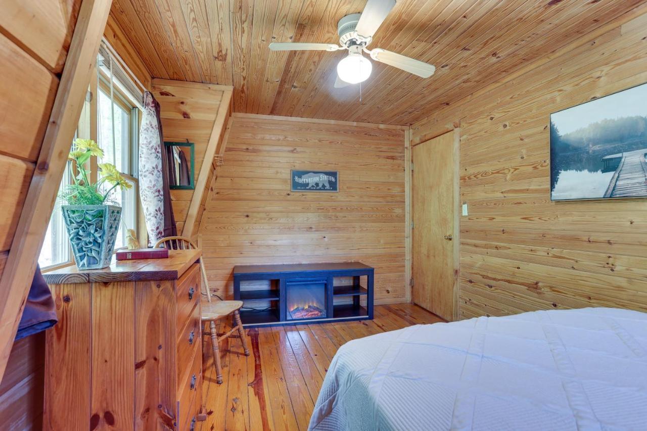 Comfy Taswell Cabin Rental - Community Amenities! Bagian luar foto